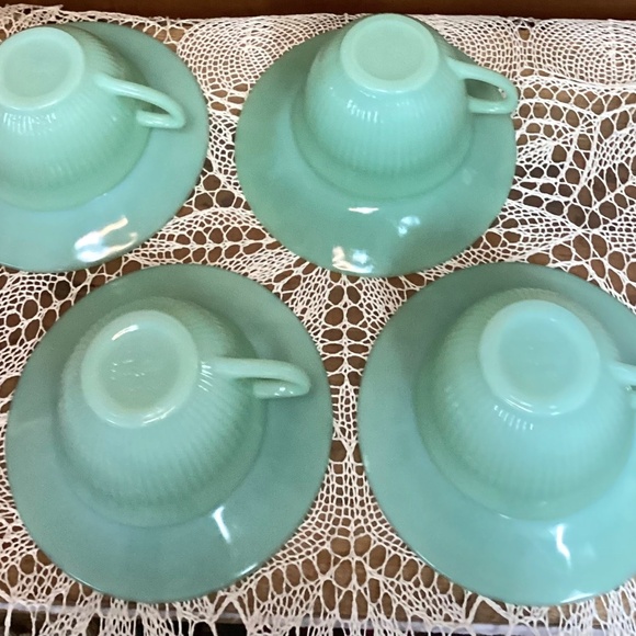 Fire King Jadeite Tea Cup & Saucer (set of 4) - Picture 6 of 7